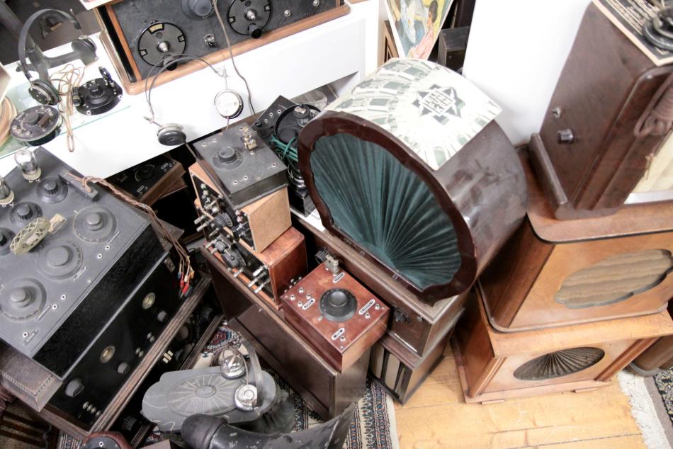 Sammlung alter Radios von Jörg Chowanetz
